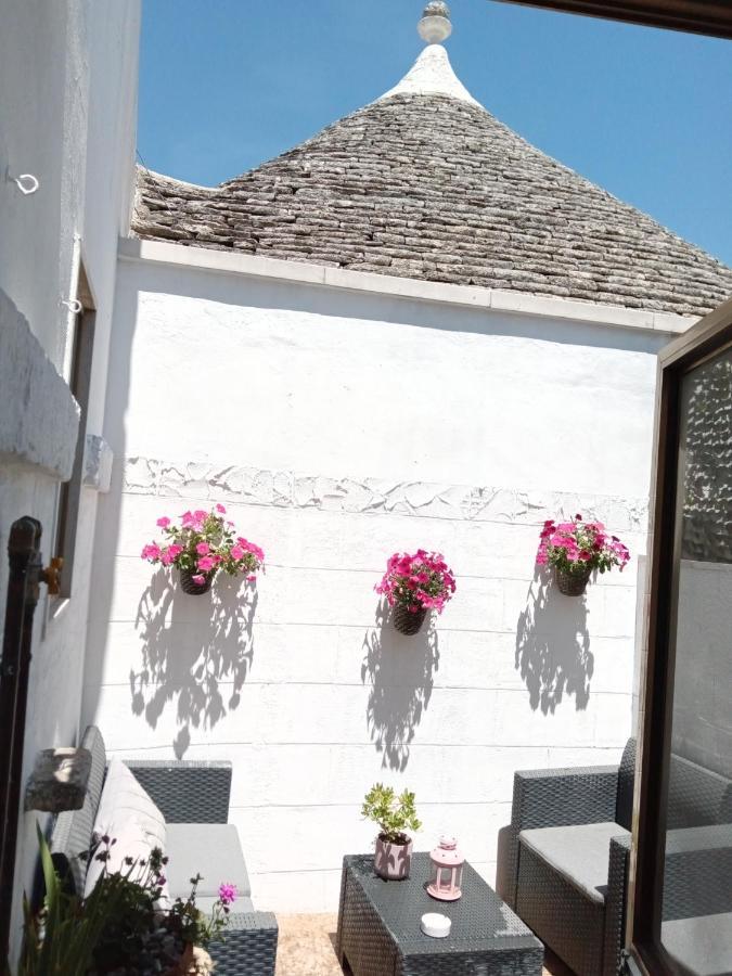 "B&B La Lanterna" Trulli & Dimore Storiche อัลเบโรเบลโล ภายนอก รูปภาพ